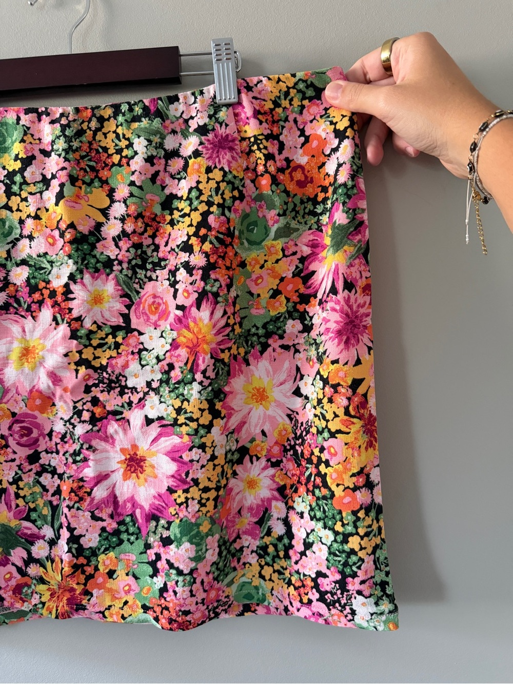H&M Floral Mini Skirt in Pink